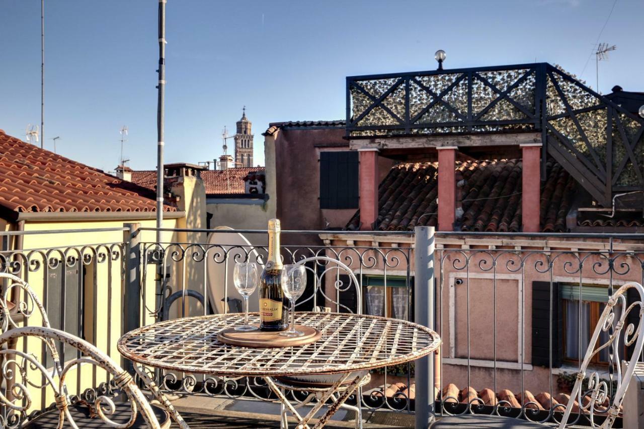 Modern Apartment Venice With Terrace Exterior foto